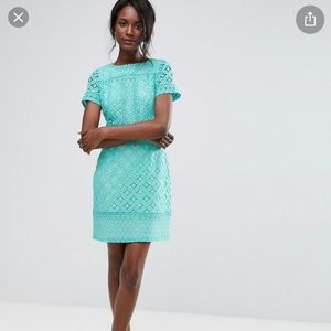 Oasis Lace detail shift dress.